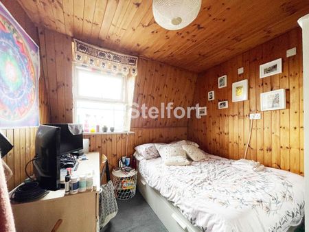 Holloway Road, London - Photo 5