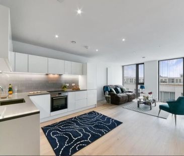 2 Bed Flat, Royal Wharf, E16 - Photo 2