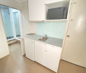 20a/15 Cavill Avenue - Photo 2