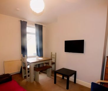 3 Bed 1 Bath - Photo 3