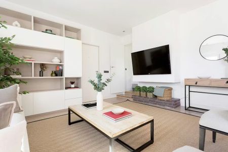 Calle de Palos de la Frontera, Madrid, Community of Madrid 28045 - Photo 2