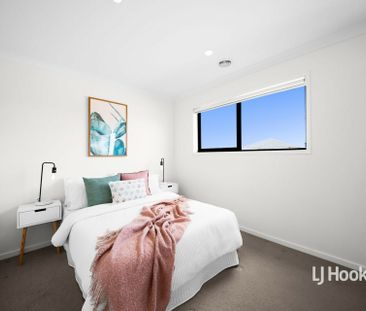 24 Palmerston Walk, Werribee VIC, Belconnen - Photo 5