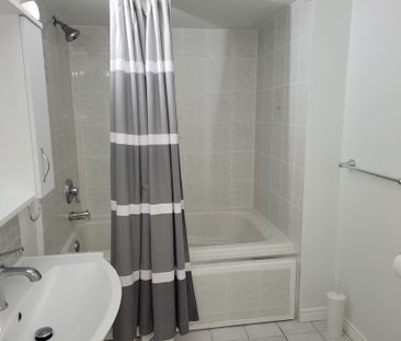 For Lease - 71 Belfry Drive Unit# #2, Newmarket, Ontario - Photo 5