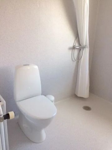 Lysfyldt 2-værelses lejlighed nær vandet i Nørresundby - Photo 4