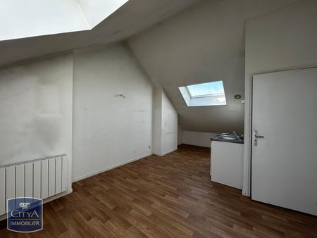 Location Appartement 1 pièce 18m² LILLE 59000 - Photo 2