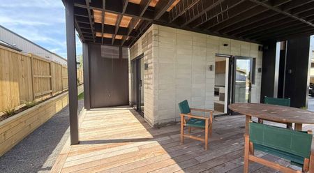 Fully Furnished Brand New Self-Contained Flat - Photo 5