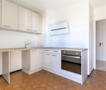 Location Appartement 1 pièce 35m² ANNECY 74000 - Photo 2