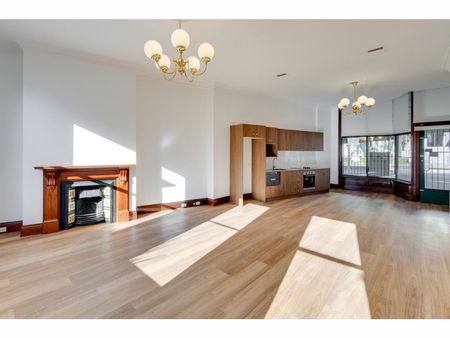 Unique Character meets Modern Functionality - Photo 5