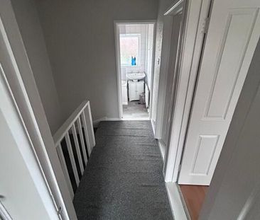 27 Cherryhill Park, Dundonald, Belfast, BT16 1JB - Photo 6