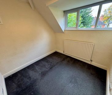 4 bedroom semi-detached house to rent - Photo 6