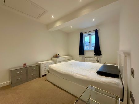 1 bedroom Mid Terraced Bungalow to let - Photo 4