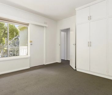 Great Size! Great Location! One not to be missed! - Photo 3