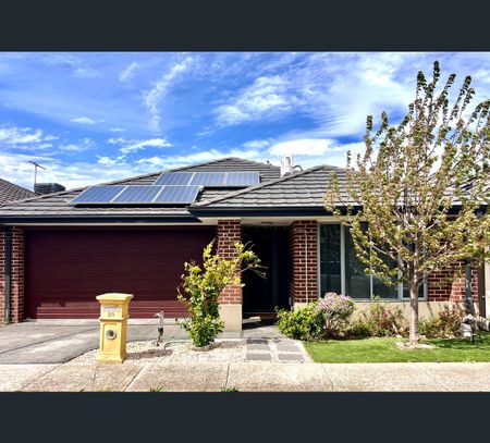 17 Jellicoe Street, Werribee, Vic 3030 - Photo 2