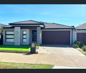 1 Trooper Drive, Aintree, Vic 3336 - Photo 1