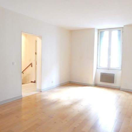 Location Appartement 4 pièces 124m² TULLE 19000 - Photo 2
