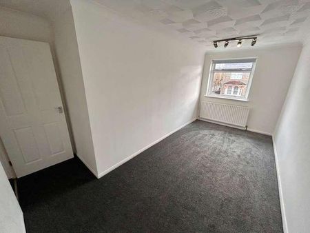 St. James's Road, Gravesend, DA11 - Photo 5