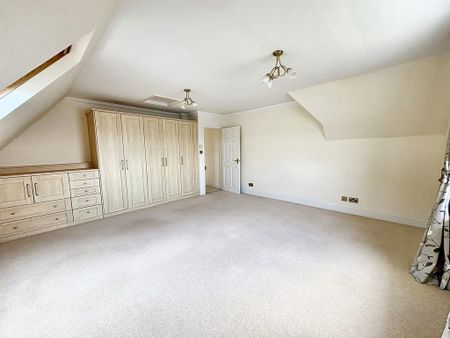 4 bedroom maisonette to rent - Photo 4