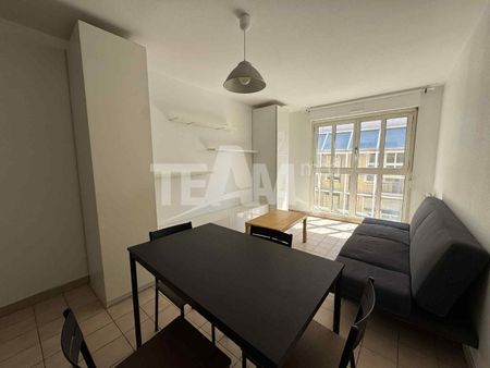 Location Appartement 2 pièces 43m² SETE 34200 - Photo 4