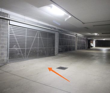 Quiet Secure Tri-level Townhouse with Distant City View & Internal ... - Photo 4