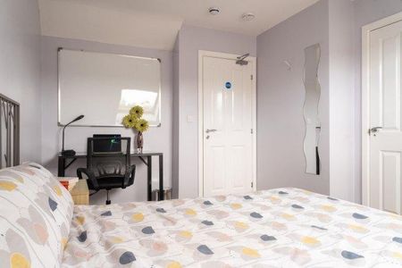 7 bedroom house share to rent - Photo 4