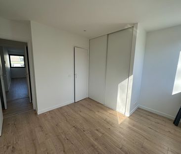 Location Appartement 2 pièces 45m² - Photo 2