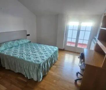 Piso en alquiler en Centro - Photo 3