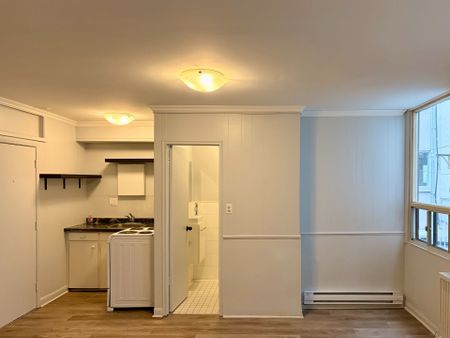 For Lease - 155 Lakeshore Road Unit# 4, Oakville, Ontario - Photo 5