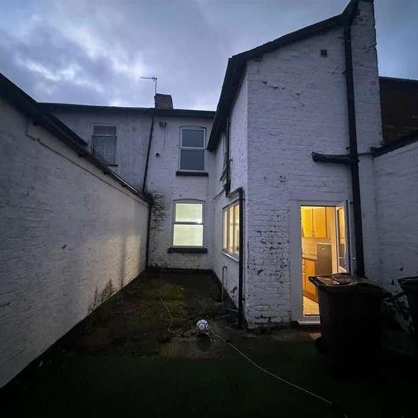 Victoria Road, Crosby, L23 - Photo 1