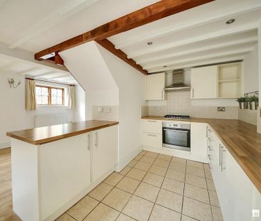 2 bedroom end of terrace house to rent - Photo 2