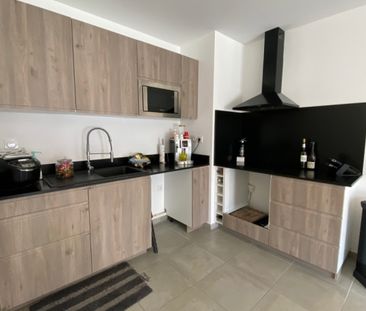 Location Appartement P3 neuf Marseille 13ème - Photo 3