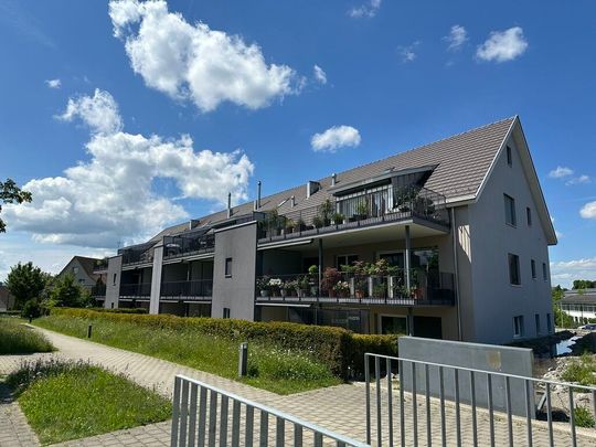 Pair or single apartment with large seating area - Photo 1