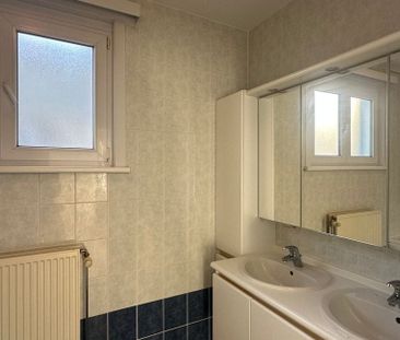 Appartement te huur in Oostende voor € 825 met 3 slaapkamers - Foto 3