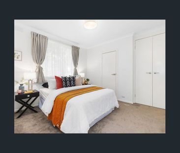 Stylish & Modern Renovation - Photo 4