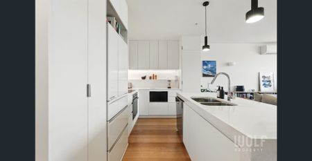 Experience The Best Of Inner City Living! - Photo 3