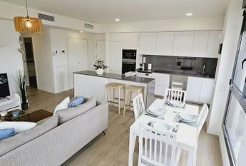 Passeig del Mare Nostrum, Badalona, Catalonia 08918