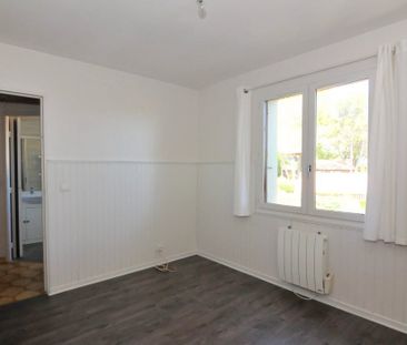 Boulouris Rare T2 en RDJ en location 3-6-9 - Photo 4