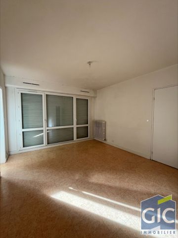 Location Appartement 2 pièces 44m² - Photo 2