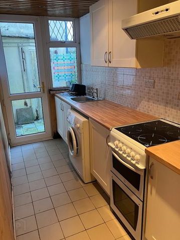 1a John Street, Newtownards, BT23 4LZ - Photo 5