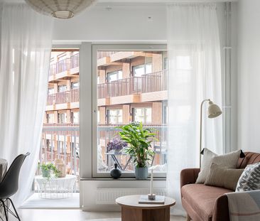 Bjursätragatan, Bandhagen - Photo 2