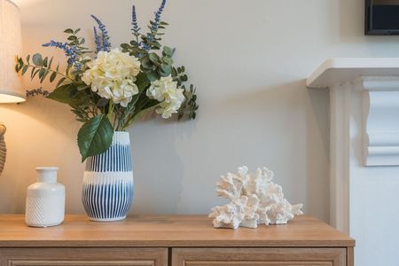 High Street - Photo 2