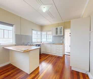 Renovated and ready to go! - Photo 3