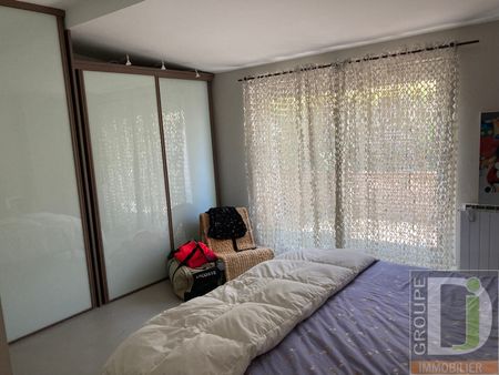 Location Appartement 5 pièces 102m² VALENCE 26000 - Photo 3