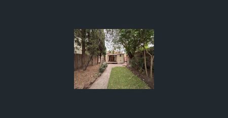 PERIOD CHARM IN AN EXCELLENT LOCATION - Photo 2