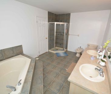 For Lease - 4825 Fulwell Road, Mississauga, Ontario - Photo 2