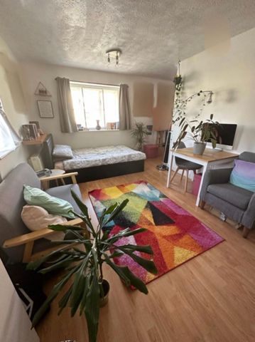 Studio Flat TO LET – Wembley – HA0 - Photo 3