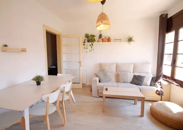 Carrer de Villarroel, Barcelona, Catalonia 08011