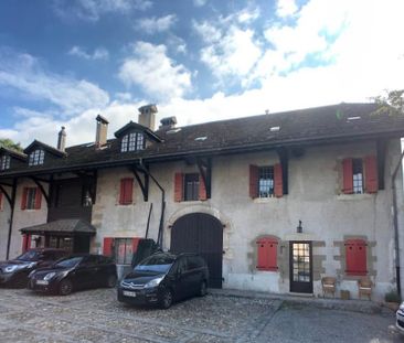 Studio au rez-de-chaussée - Photo 1