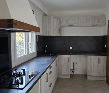 Location Appartement 5 pièces 88 m2 à Lapalud - Photo 5