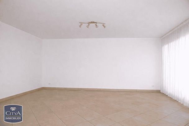 Location Appartement 3 pièces 75m² ORANGE 84100 - Photo 1