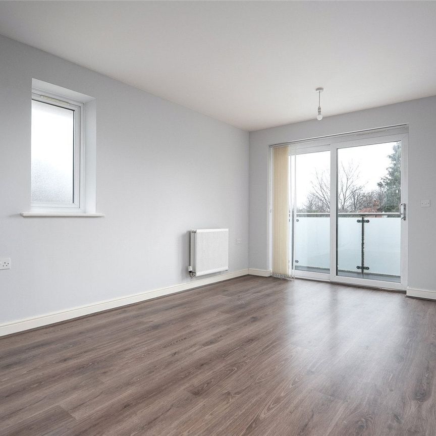 Swan Road, West Drayton, Middlesex, UB7 - Photo 1